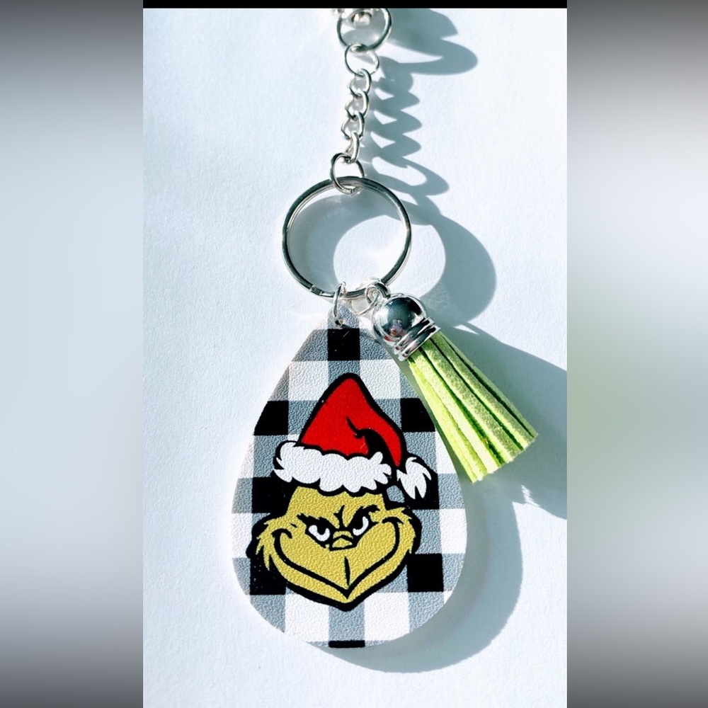 Hand Crafted Black and White Checkered Key Holder with Green Tassel
